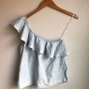Melrose & Market Denim Ruffle One Shoulder Top 🌴